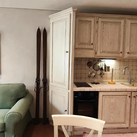 Lejlighed Hostdomus- Sansicario R6 *